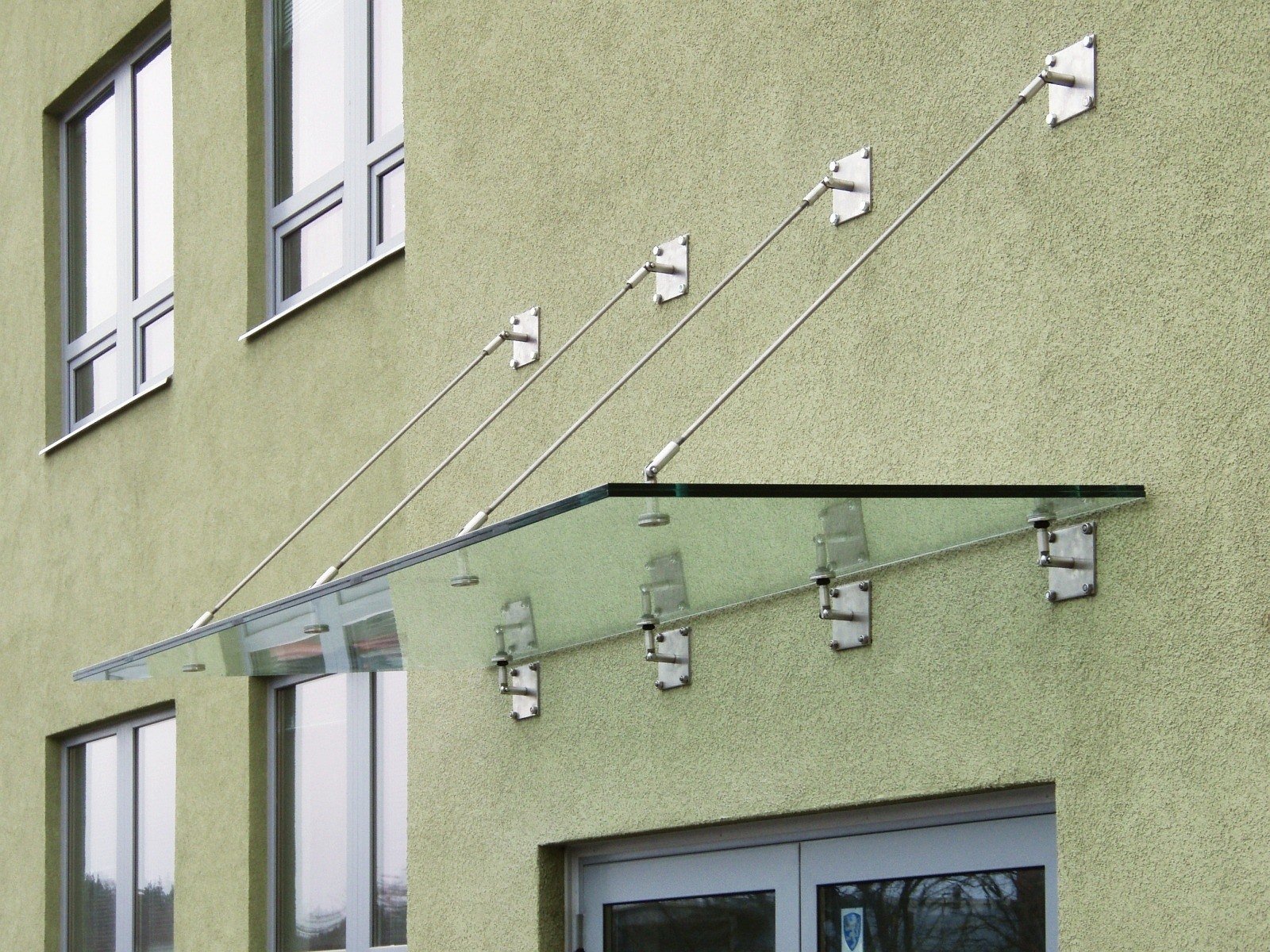 მინის სტაციონალური გადახურვა