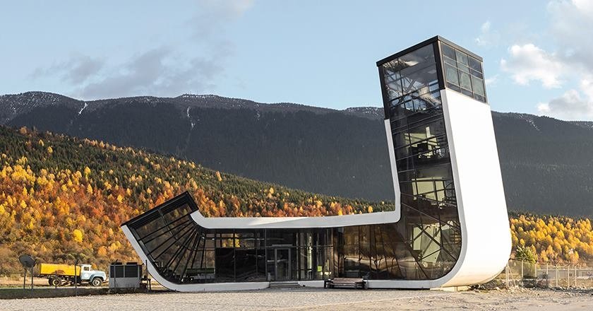 მესტიის აეროპორტი