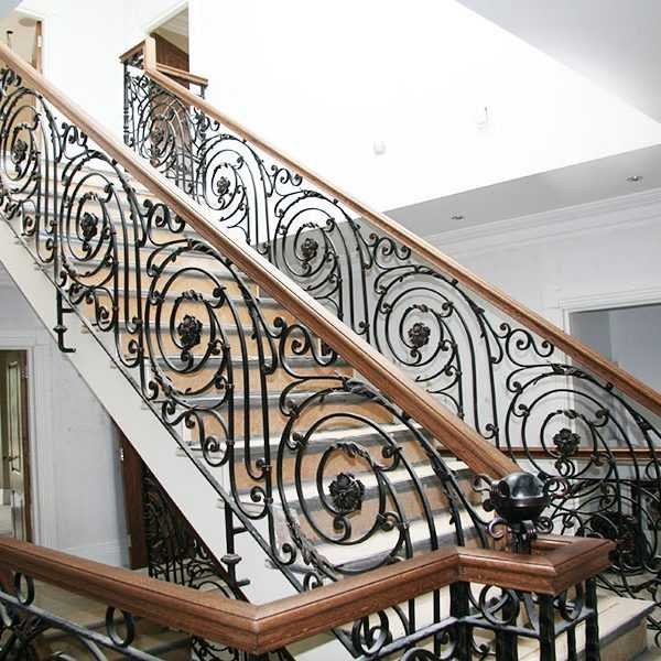 Decorative-wrought-iron-balustrades-gallery-landing-interior-metal-stair-railing-wholesale-on-discount-for-sale-IOK-164-600x600