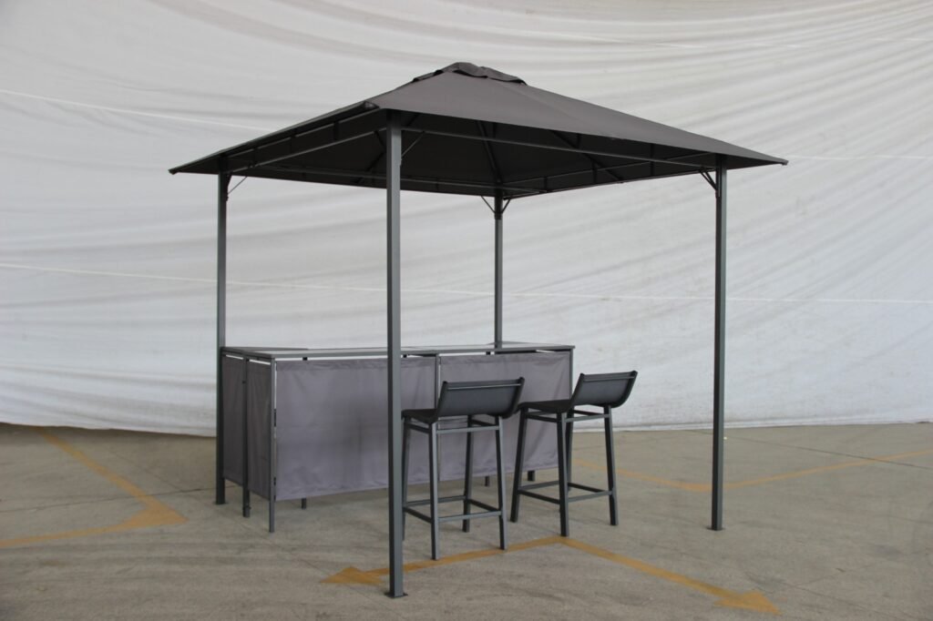 პერგოლა, როგორ შევქმნათ კომფორტული გარე სივრცე სახლის ეზოში